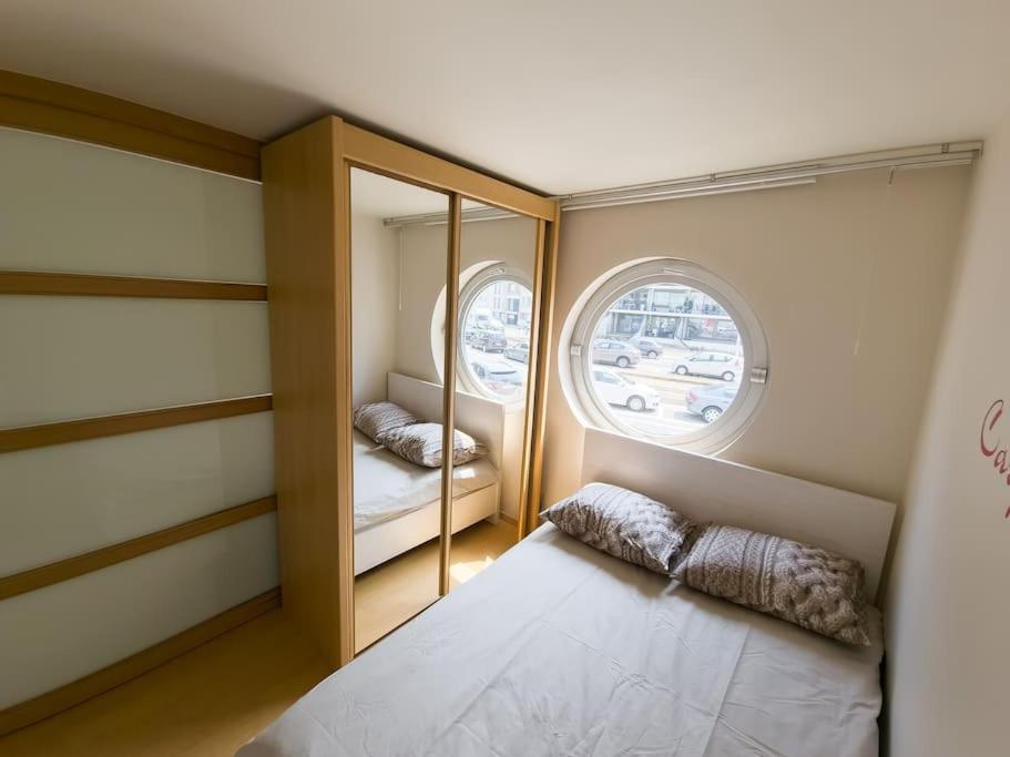Cozy Studio With Pool Close To The Sea 奥斯滕德 外观 照片